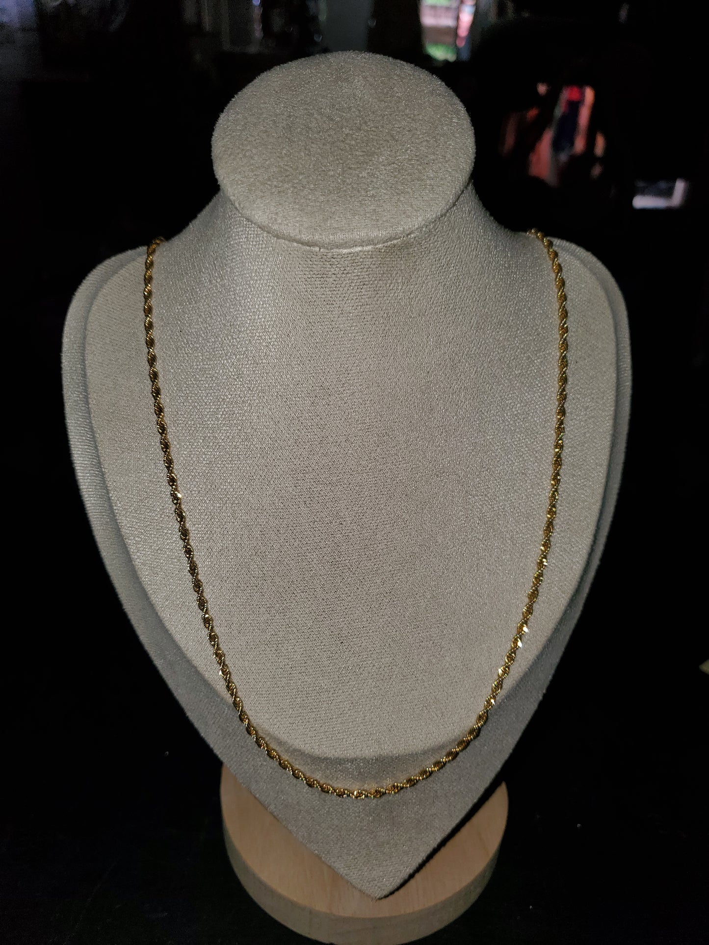 Gold Twisted Chain Necklace