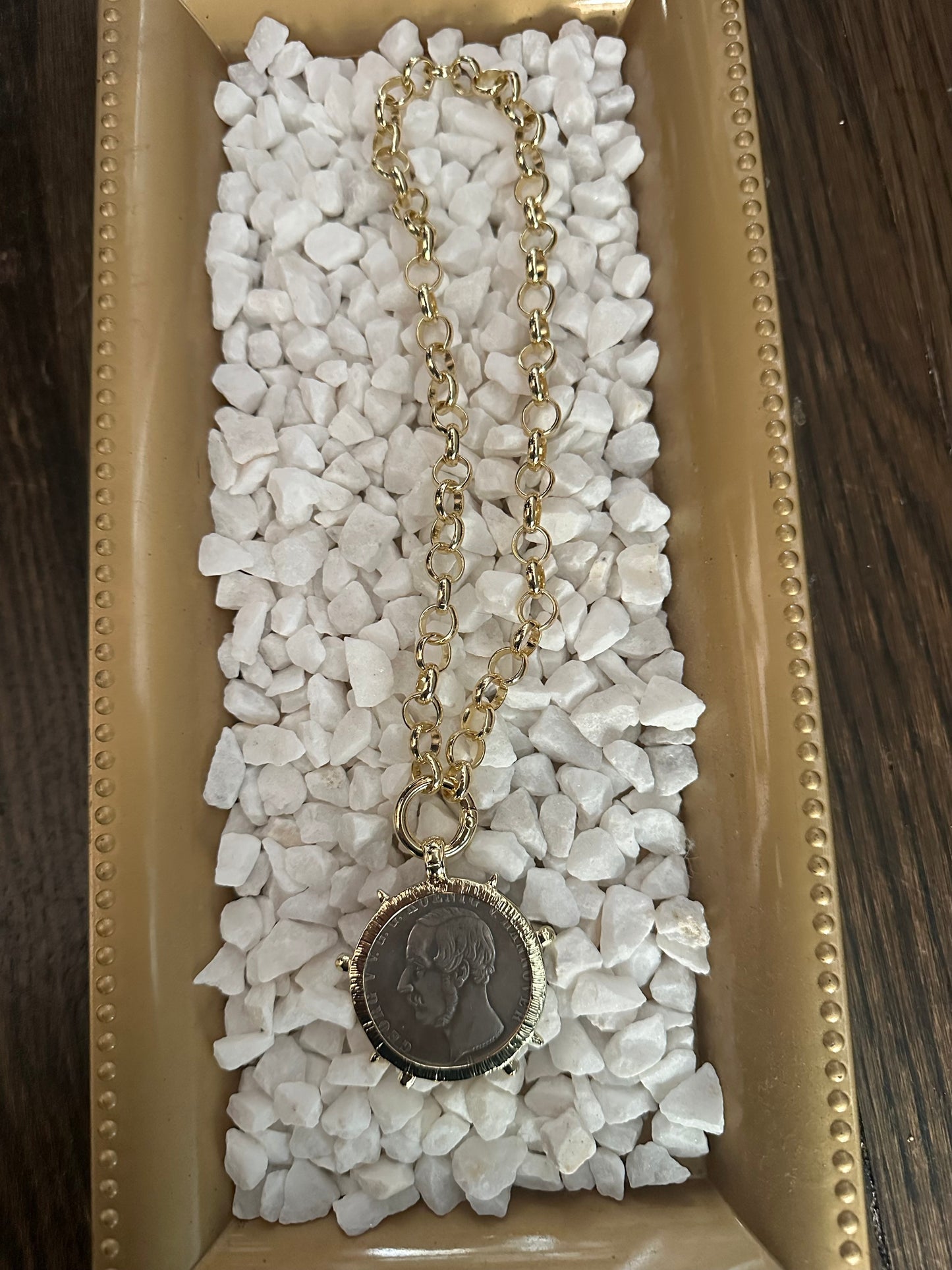 George v chain necklace