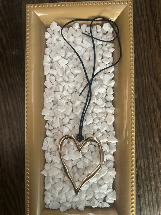 Black string heart necklace