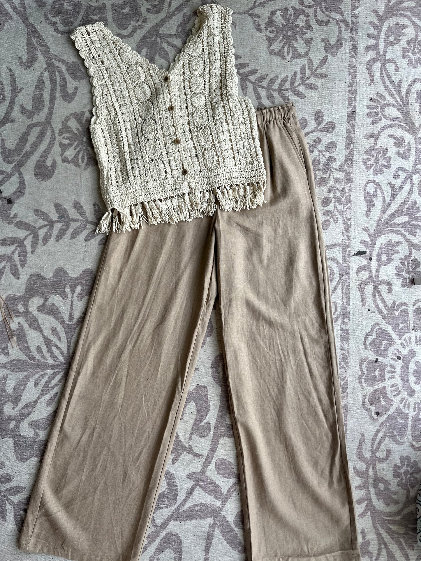 Linen drawstring pants with pockets